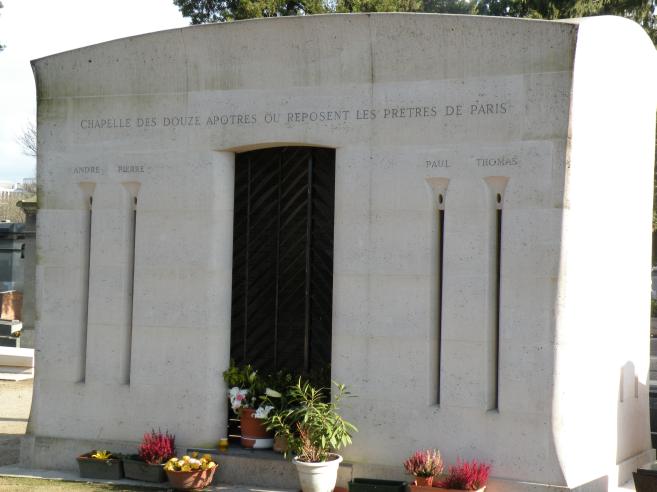  Chapelle des douze apôtres, cimetière Montparnasse